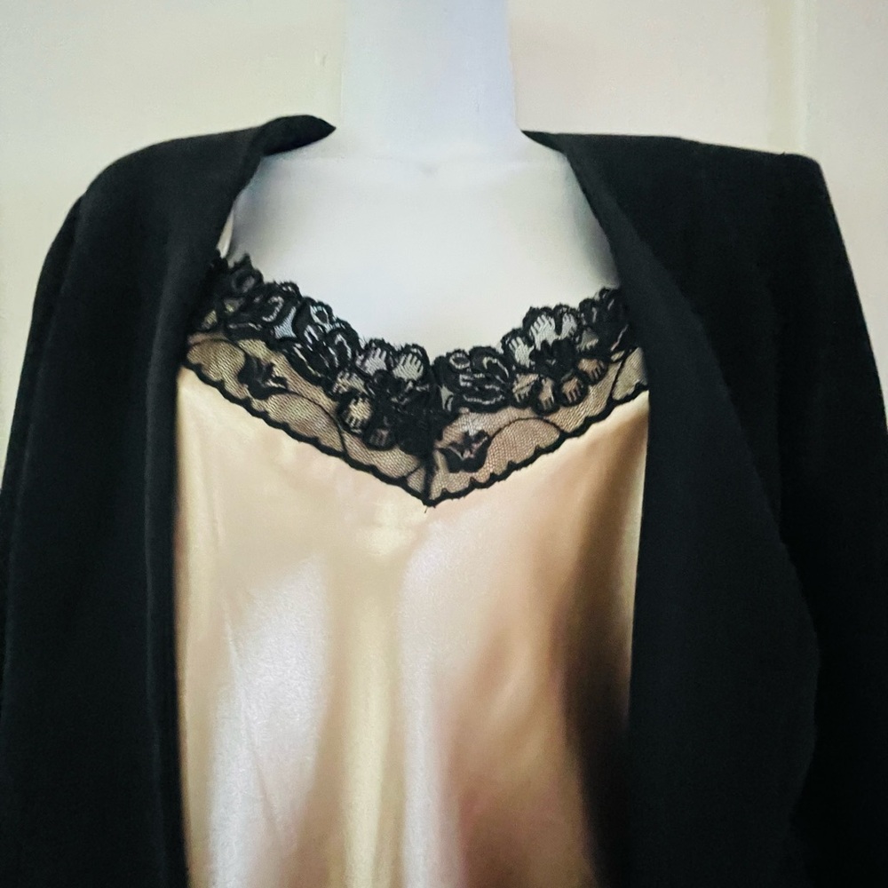 Elegant Black 3 Piece Suit, lace